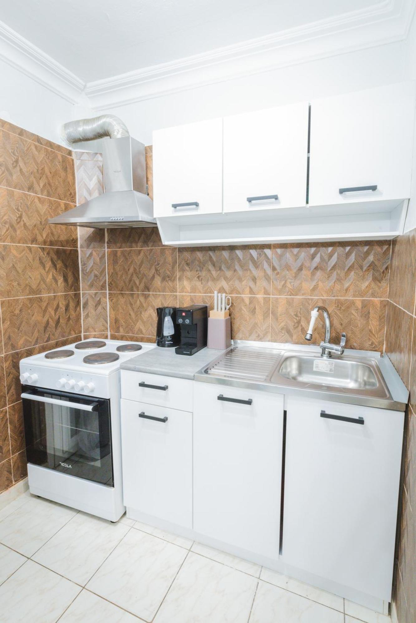 Stylish Apt W Jacuzzi, 5 Min To White Tower 塞萨洛尼基 外观 照片